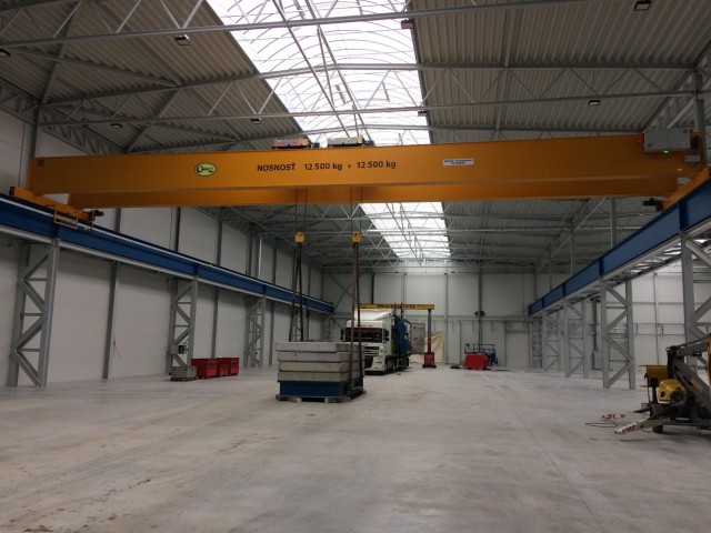 Crane 12,5+12,5t, Load Test