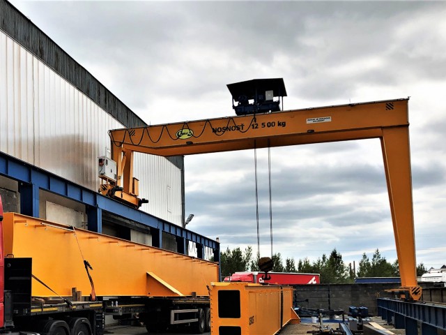 Portal Crane, 12,5t + Railway