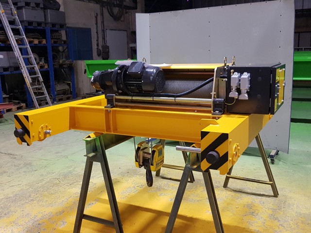 STREET Hoist 5t Equipped With Steel Construction Made by Cralif, Ready For Installation